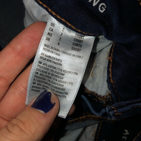 Ripped blue jeans - Picture 3 of 3